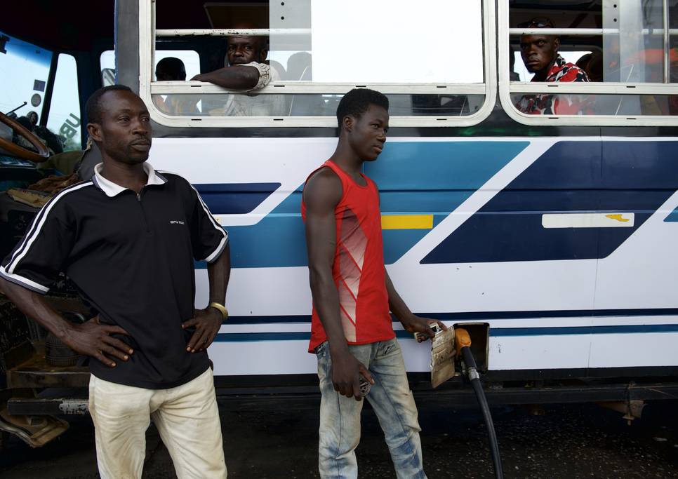 Dirty Diesel, les négociants suisses inondent l’Afrique de carburants toxiques, Public Eye