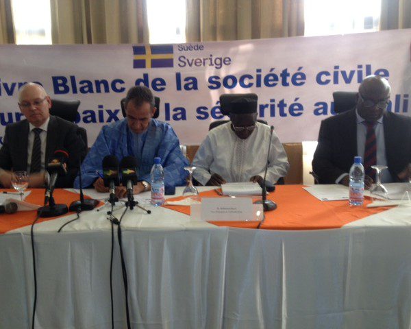 Livre Blanc de la société civile pour la paix et la sécurité au Mali, ARGA-Mali, Wanep Mali, IMRAP, Point sud et CARESS