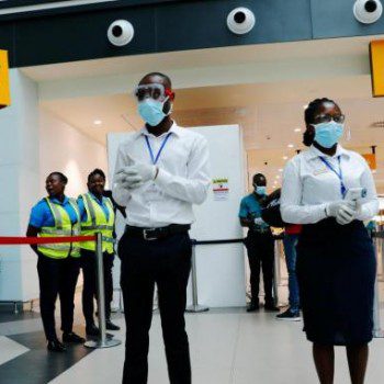 ghana-airport-officials