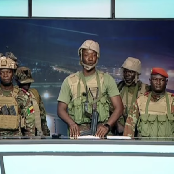 Analyse du dualisme narratif lors de la tentative de putsch au Bénin